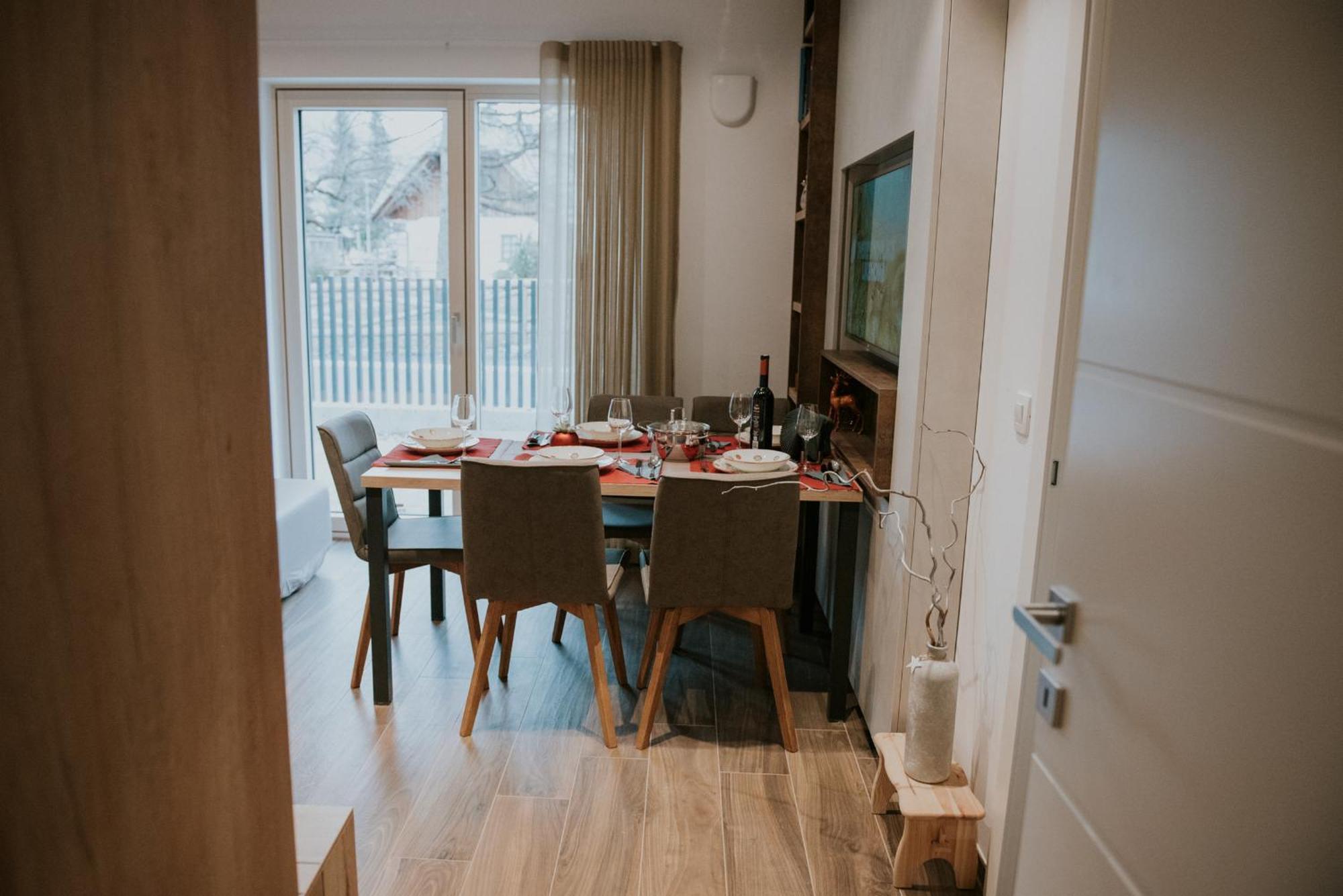 Vila Mojca Apartments Jasna & Jelka クランスカゴーラ 部屋 写真