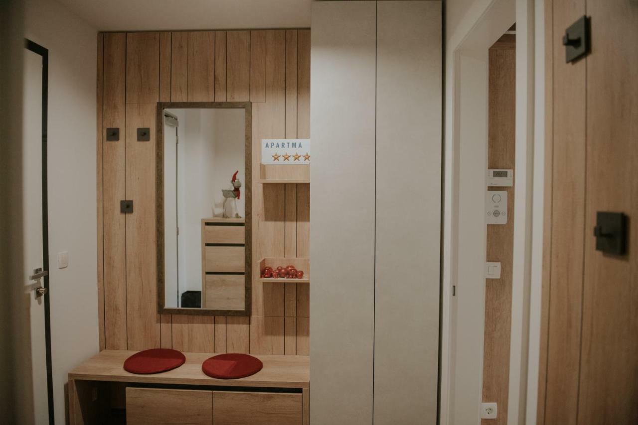 Vila Mojca Apartments Jasna & Jelka クランスカゴーラ エクステリア 写真
