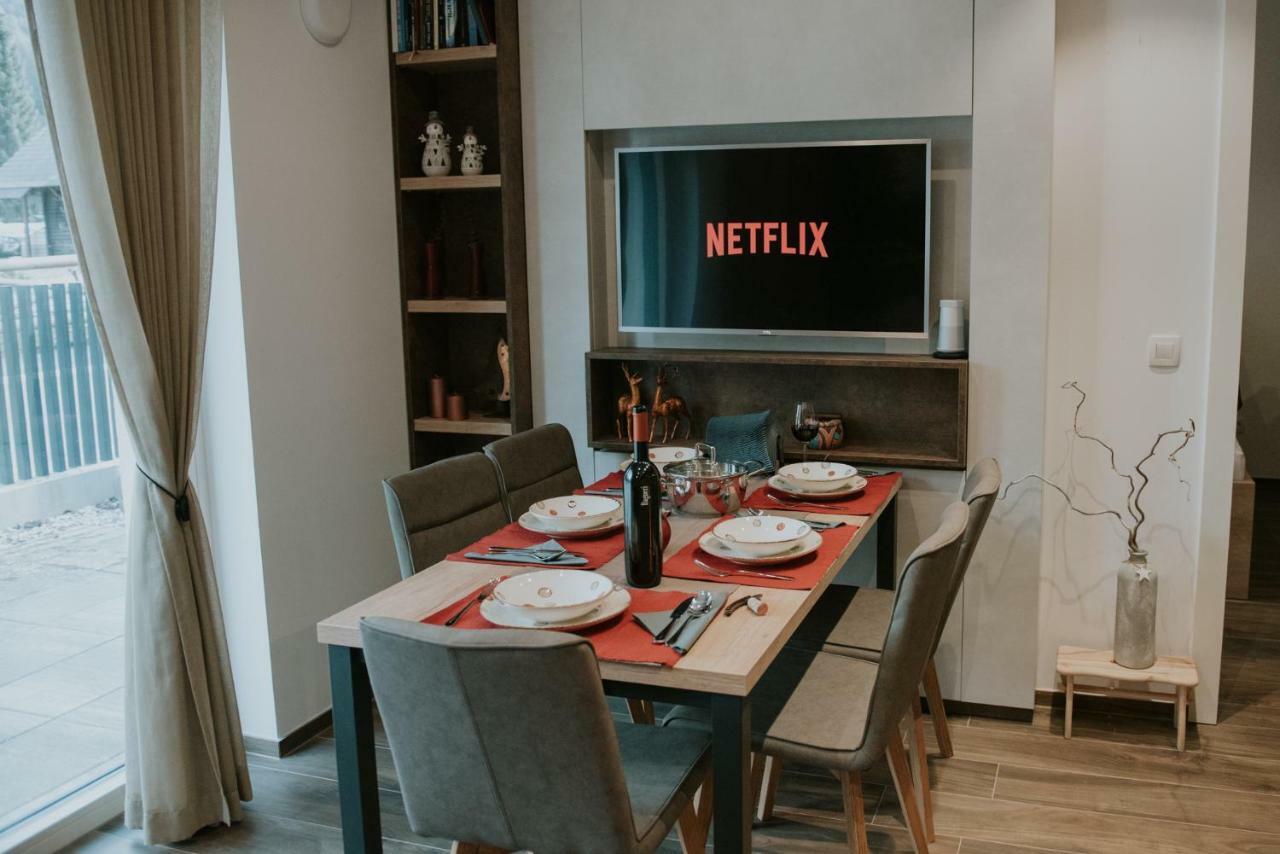 Vila Mojca Apartments Jasna & Jelka クランスカゴーラ エクステリア 写真