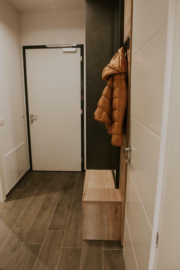 Vila Mojca Apartments Jasna & Jelka クランスカゴーラ エクステリア 写真
